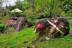 Pavilion next to Xingzhun Bridge