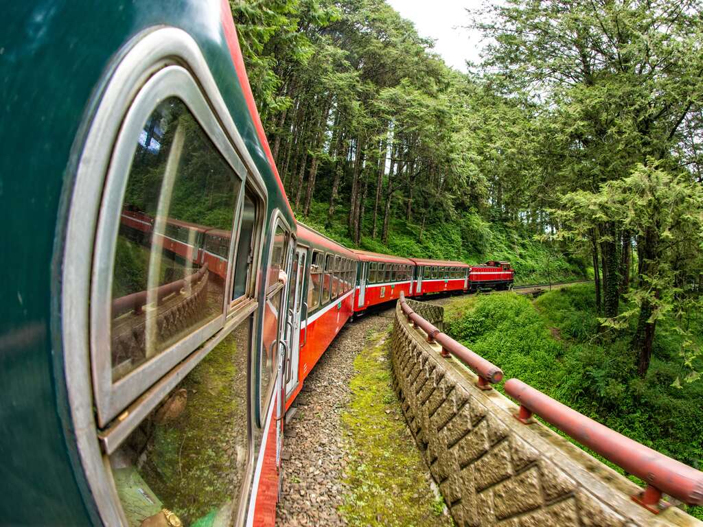 五大絶景の一つ　登山鉄道
