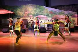 在地逐鹿表演藝術團