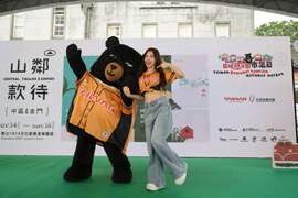 喔雄組長與李多慧驚喜現身