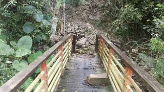 步道遭土石掩蓋現地狀況 (5)