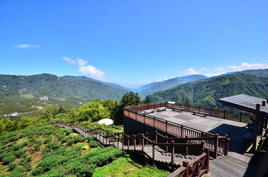 太興岩步道南端觀景平臺視野寬廣