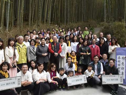 阿里山四季茶の旅　冬の竹林茶会