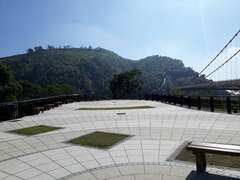 타이핑 구름다리