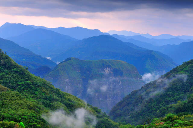 隙頂象山