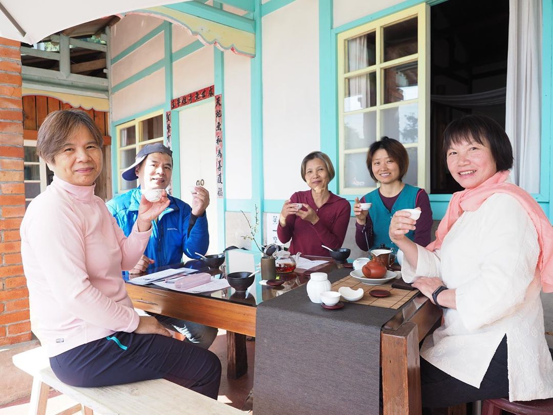 能在阿里山的古厝裡喝上一杯好茶何樂而不為！阿里山四季茶旅-冬季古厝茶會-⠀⠀⠀⠀⠀⠀⠀⠀⠀⠀⠀感謝 @dongpigfish 分享...