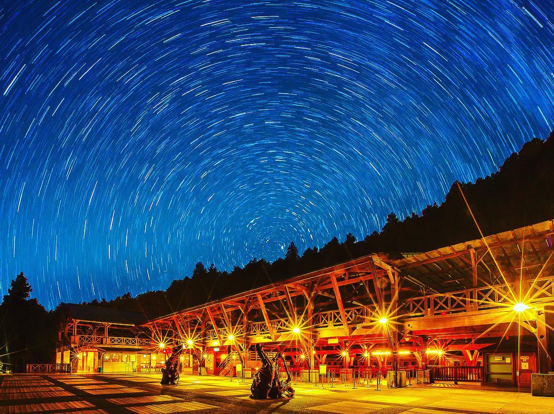 ⠀⠀⠀⠀⠀⠀⠀⠀⠀⠀⠀⠀ ⠀⠀⠀⠀⠀⠀⠀⠀⠀⠀⠀⠀美麗的星空配上可愛的編編嗯！無敵✌❤️-⠀⠀⠀⠀⠀⠀⠀⠀⠀⠀⠀⠀ ⠀⠀⠀⠀⠀⠀⠀...