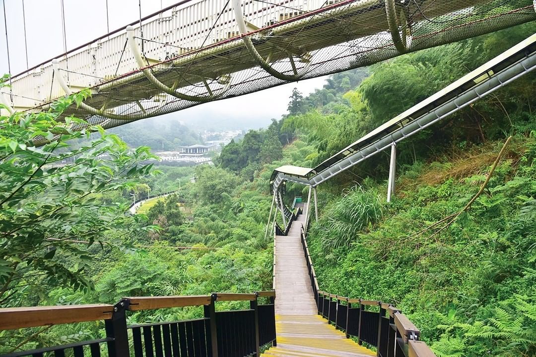 太平雲梯下的雲之南道 阿里山雲式旅遊 -⠀⠀⠀⠀⠀⠀⠀⠀⠀⠀⠀⠀ #travelalishan 或 @travelalishan讓...