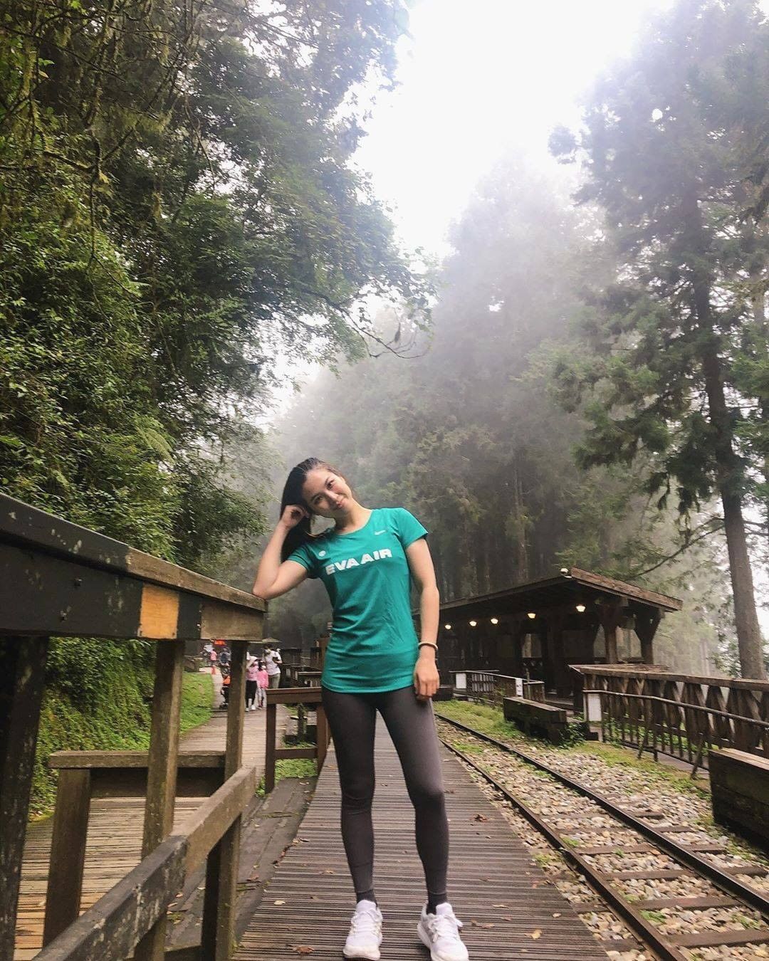 雲霧風景搭配美女是仙境無誤 來一趟阿里山視覺享受之旅吧 ‍♂️‍♀️-⠀⠀⠀⠀⠀⠀⠀⠀⠀⠀⠀感謝 @minnie0129 分享的美...