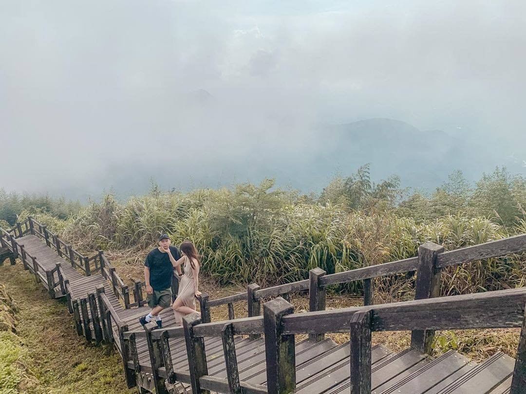 真希望有任意門帶小編去二延平步道跟雲一起散步☁-⠀⠀⠀⠀⠀⠀⠀⠀⠀⠀⠀感謝 @_____.ni_ni._____ 分享的美照-⠀⠀...