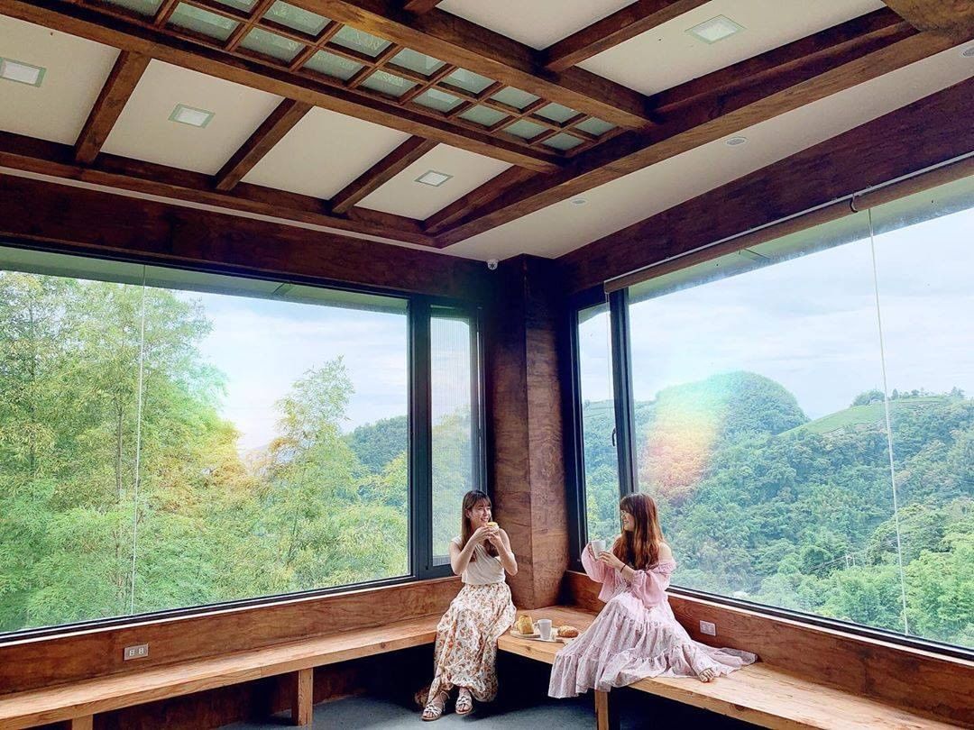 能住到有鬱鬱蒼蒼美景的阿里山民宿真是太幸福了！！！-⠀⠀⠀⠀⠀⠀⠀⠀⠀⠀⠀感謝 @shan_shan_wu_  分享的美照-⠀⠀⠀...