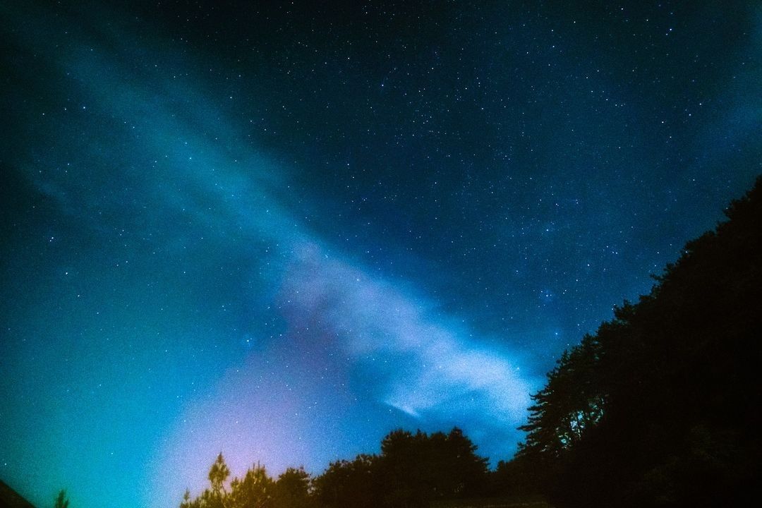 晚安大家❤今天小編跟著志工跑來東北角吹東北季風還在適應著這個風雨明天來限動分享一下，會想看嗎照片授權 @photomaker_72...