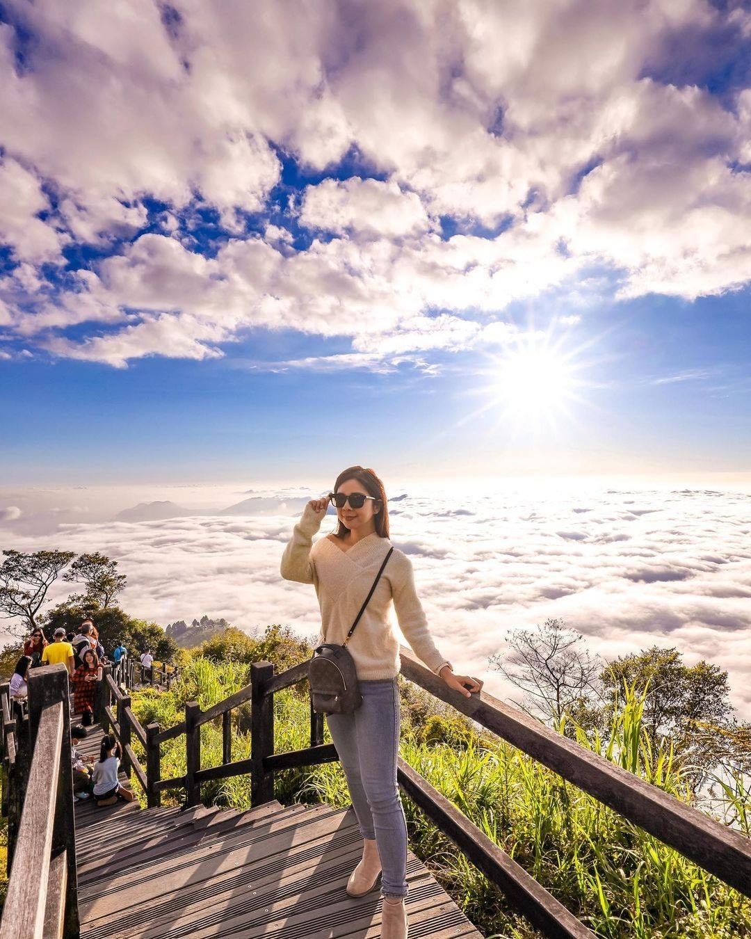 連假開始！！來阿里山看雲海、茶園、日落最健康啦！-⠀⠀⠀⠀⠀⠀⠀⠀⠀⠀⠀感謝 @hsingfang20  分享的美照-⠀⠀⠀⠀⠀⠀...