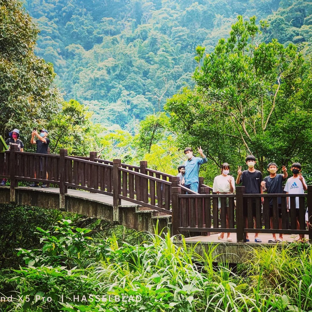 圓潭生態園區黃頭鷺季順遊景點之一，黃頭鷺觀賞時間通常會在下午時分，上午可以先去周遭的景點走走，圓潭生態園區、雲潭瀑布，可以在雲潭瀑...