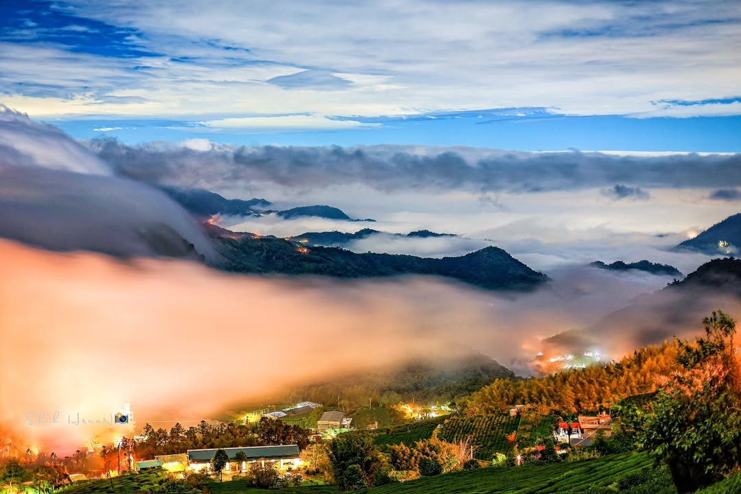 心還留在阿里山，想念阿里山的風景與空氣，還是再計畫一趟吧 這幾天的低溫好有感大家穿暖一點嘿～頭部跟脖子好好包起來，口罩戴好感謝 @...