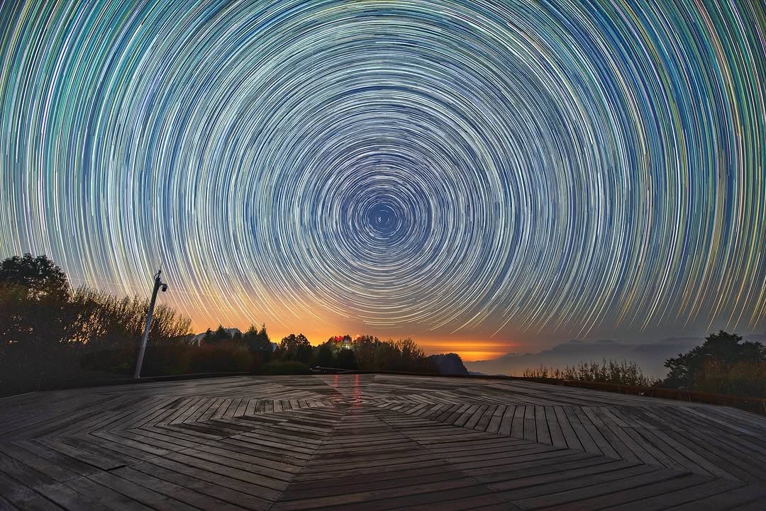 滿天的星星是山林浪漫的點綴而星軌是攝影留給我們的永恆感謝 @tw.yen_0803 分享美照-#alishan #travelal...