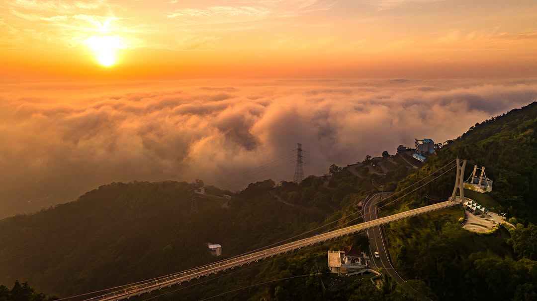 ⋱ 梅山太平藝術季 ⋰把茶旅文化、工藝藝術、在地人文一次打包 .ᐟ.ᐟ七種茶境對應梅山36彎七村意象帶你走進雲端小鎮的慢步調～～⸻...
